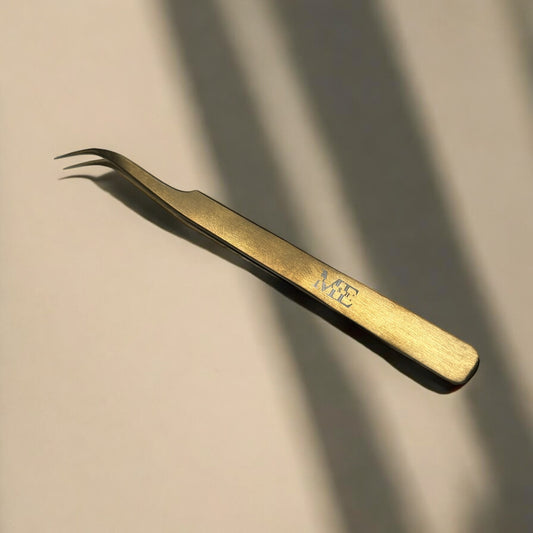 Curved Volume Tweezer - Brushed Gold Collection